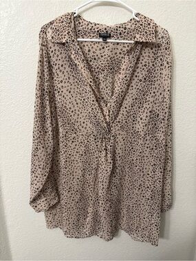TORRID Taupe Leopard Print Twist-Front Blouse Semi-sheer